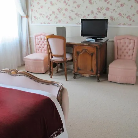 Chateau Beau Jardin 酒店 4*