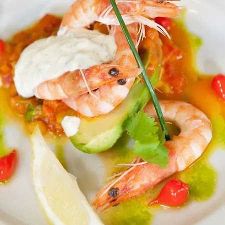 Chateau Beau Jardin 酒店 4*